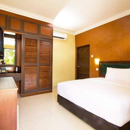 New Kesuma Villa Exclusive Stay ปาริตราจา ภายนอก รูปภาพ